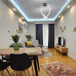 Travellerspot_ii Cozy 2br Apartamento *